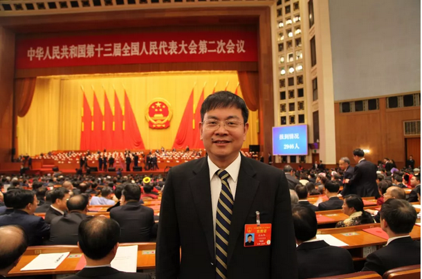 【兩會訪談】張紅偉代表：實現新能源汽車用電池鋁箔中國造