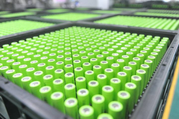 新型鋁基電池：動力電池史上“新物種”